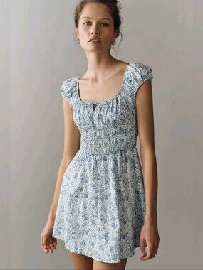Anthropologie Cotton Smocked Mini Dress Blue Floral Cap Sleeve Tie Back Large